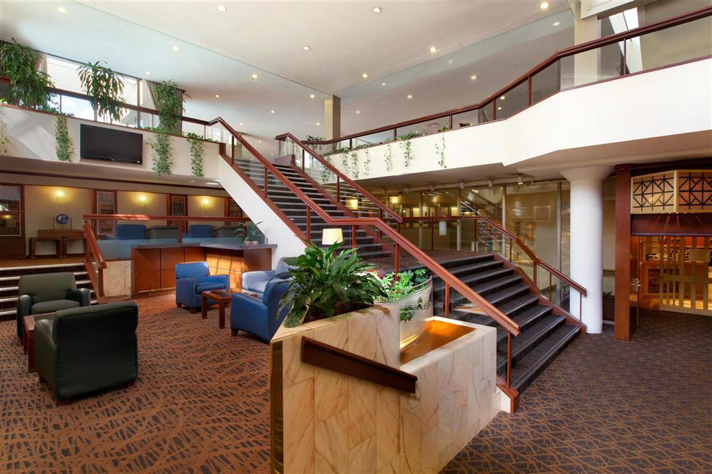 فانكوفر Coast Plaza Hotel And Suites المظهر الداخلي الصورة