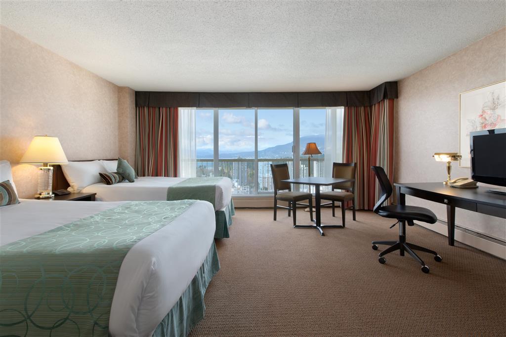 فانكوفر Coast Plaza Hotel And Suites الغرفة الصورة