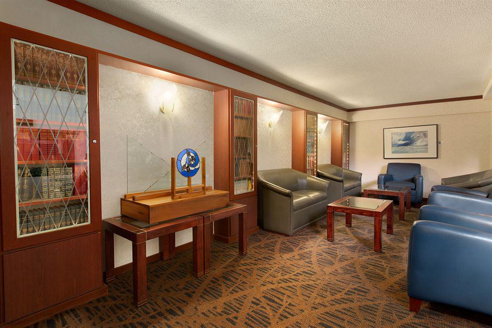 فانكوفر Coast Plaza Hotel And Suites المظهر الخارجي الصورة